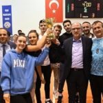 trakya-cup-voleybol-turnuvasinin-sampiyonu-malkaraspor-r9wfdbwi.jpg